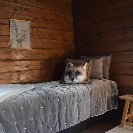 Pine Forest Log House וילה רובניימי